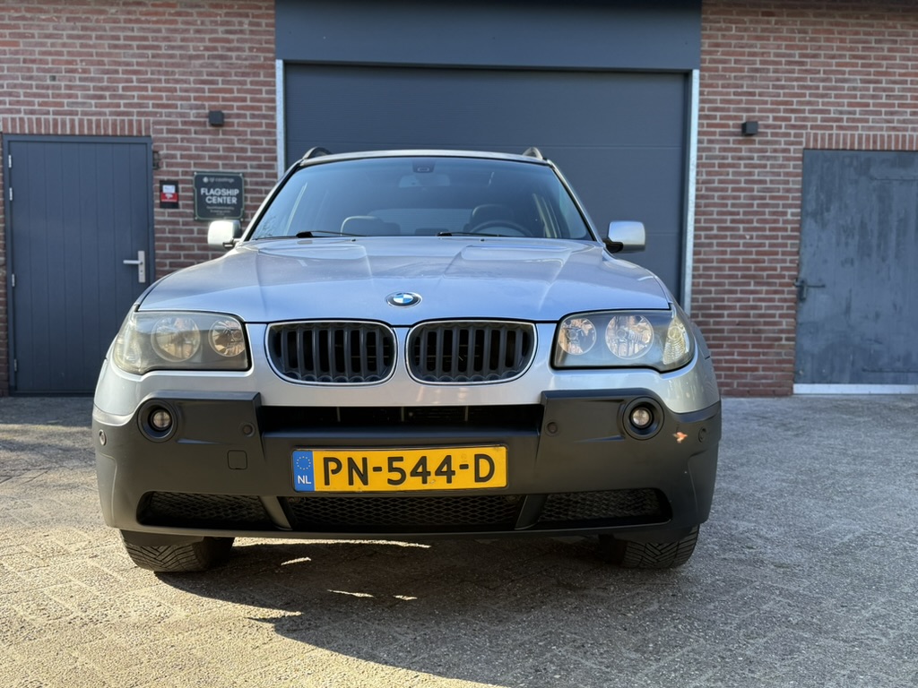BMW X3 3.0i 2004 exterieur 3